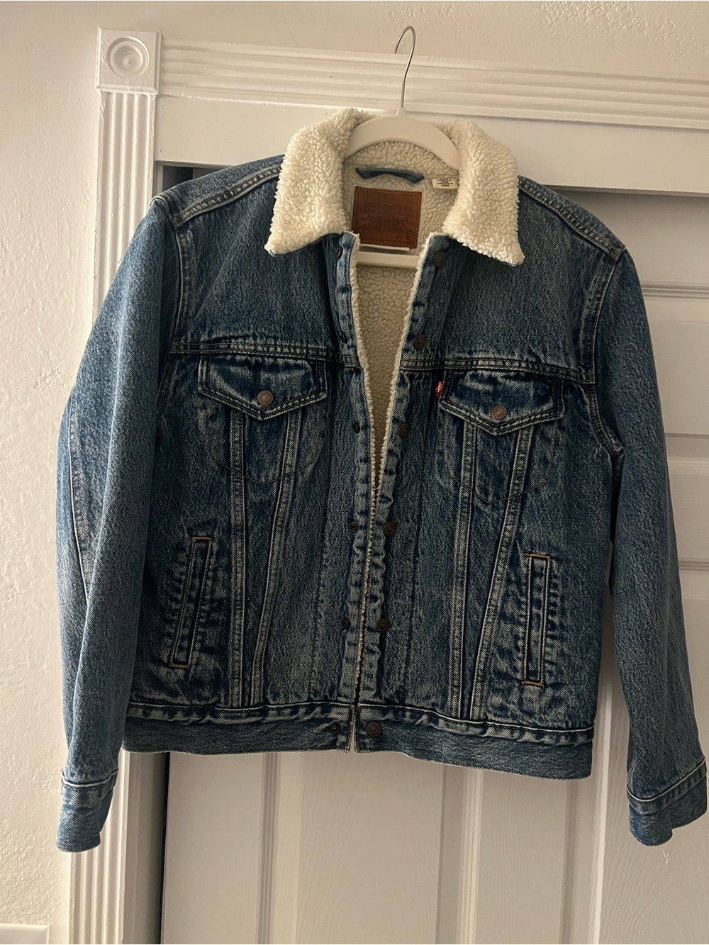 Levi's Blue Denim Trucker Jacket with Cream Sherpa Collar